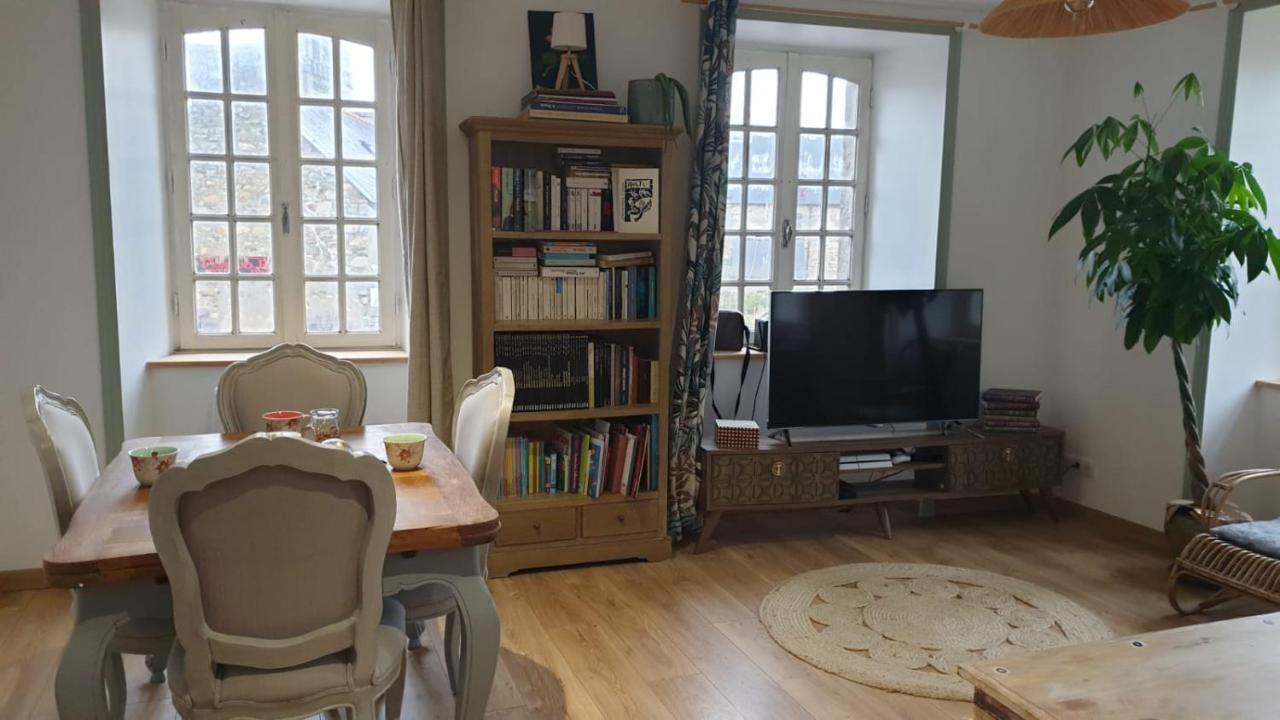 Appartement Au Centre De Pleubian Exterior photo
